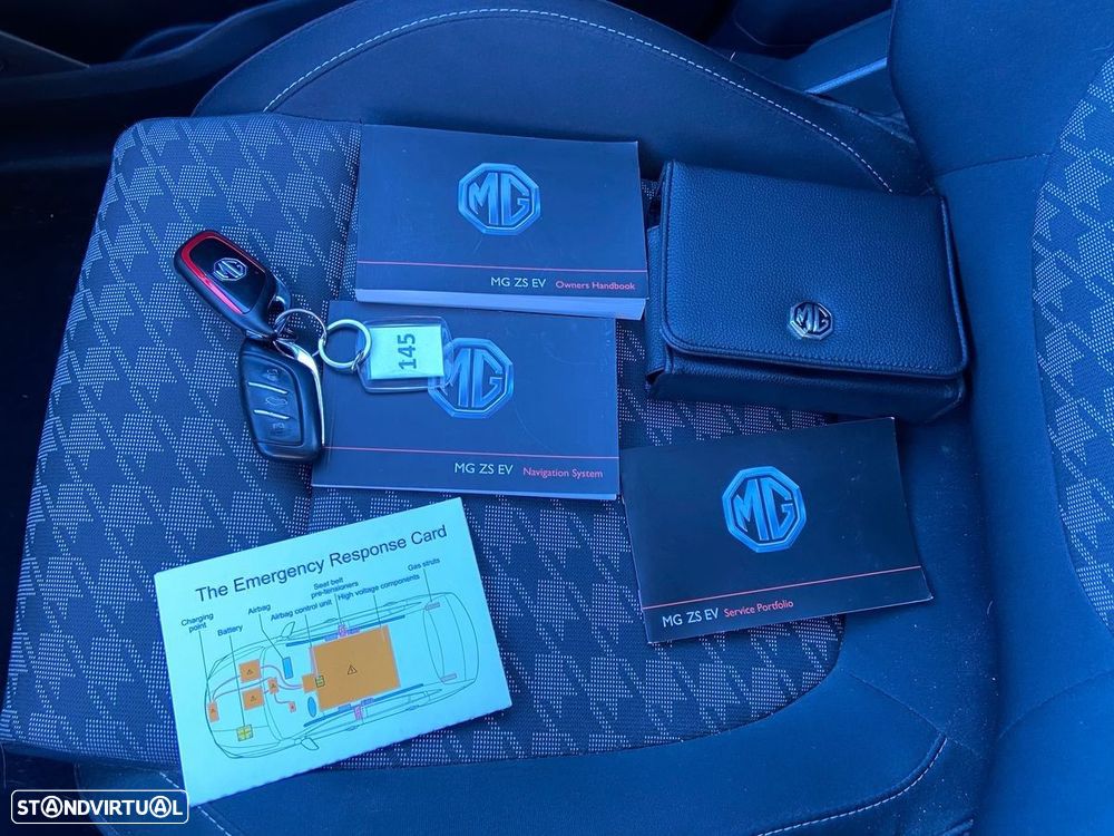 MG ZS EV 44.5 kWh Luxury - 8