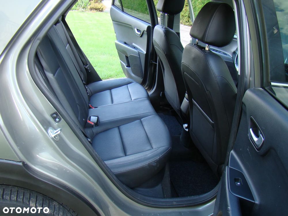 Kia Stonic 1.0 T-GDI DCT OPF Platinum Edition - 25