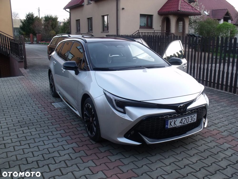 Toyota Corolla 1.8 Hybrid GR Sport Dynamic - 2