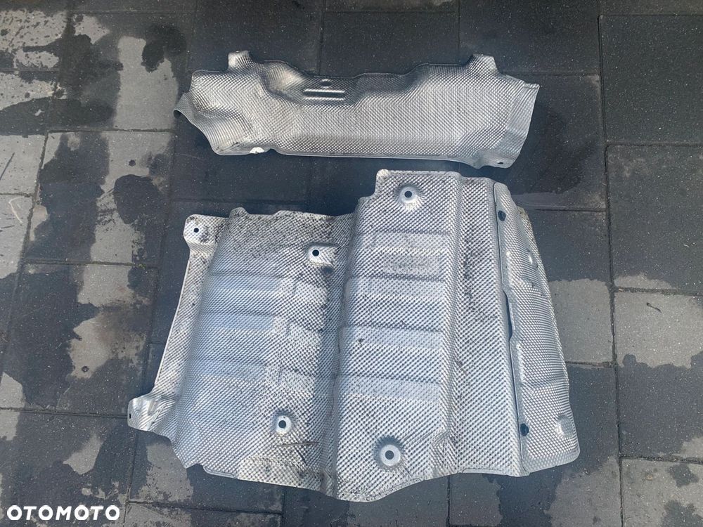 OSŁONY TERMICZNE PODWOZIA MERCEDES E-KLASA W213 KOMBI KOMPLET - 1