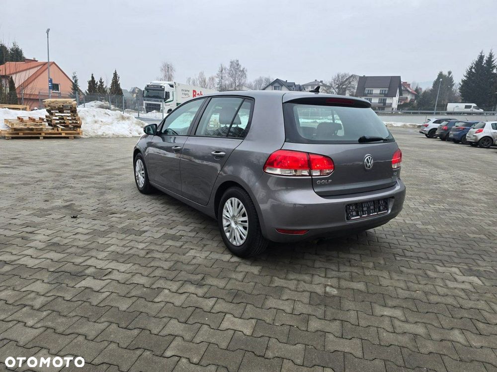 Volkswagen Golf - 13