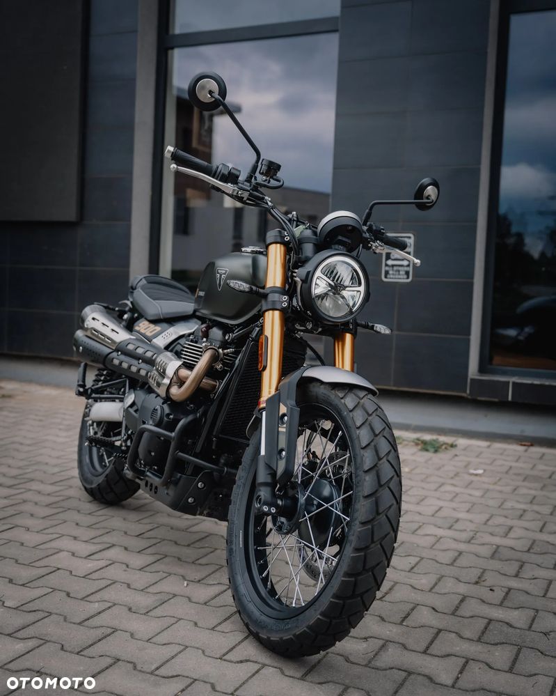 Triumph Scrambler - 1