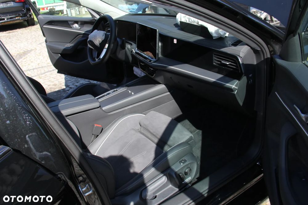 Volkswagen Passat 1.5 TSI ACT mHEV Style DSG - 6