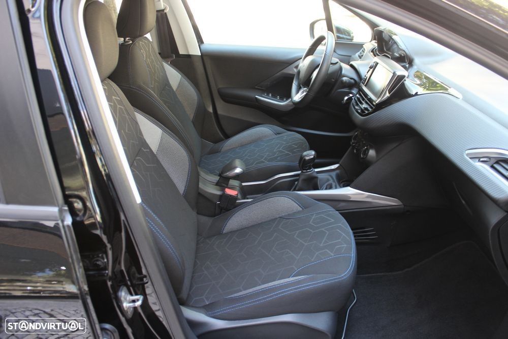 Peugeot 2008 1.2 PureTech Active - 22