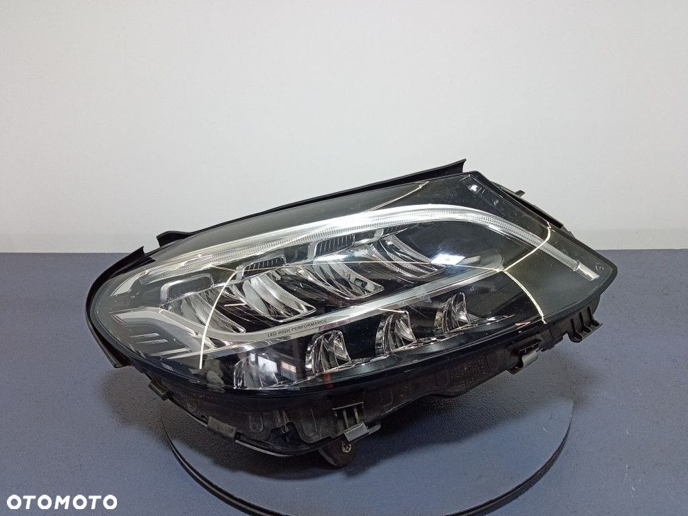 C KLASA W205 LIFT REFLEKTOR PRAWY LED PERFORMANCE - 1