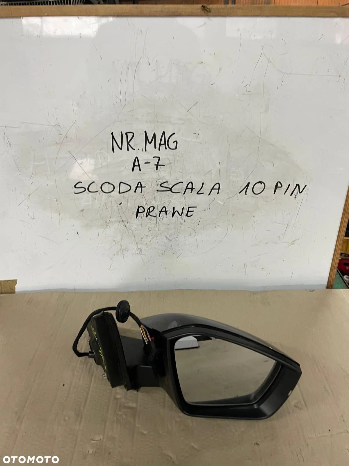 LUSTERKO PRAWE SKODA SCALA 10 PIN - 1