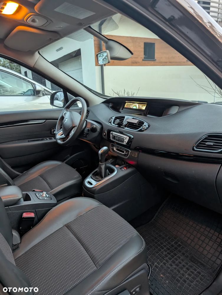 Renault Scenic 1.5dCi TomTom Edition EDC - 7