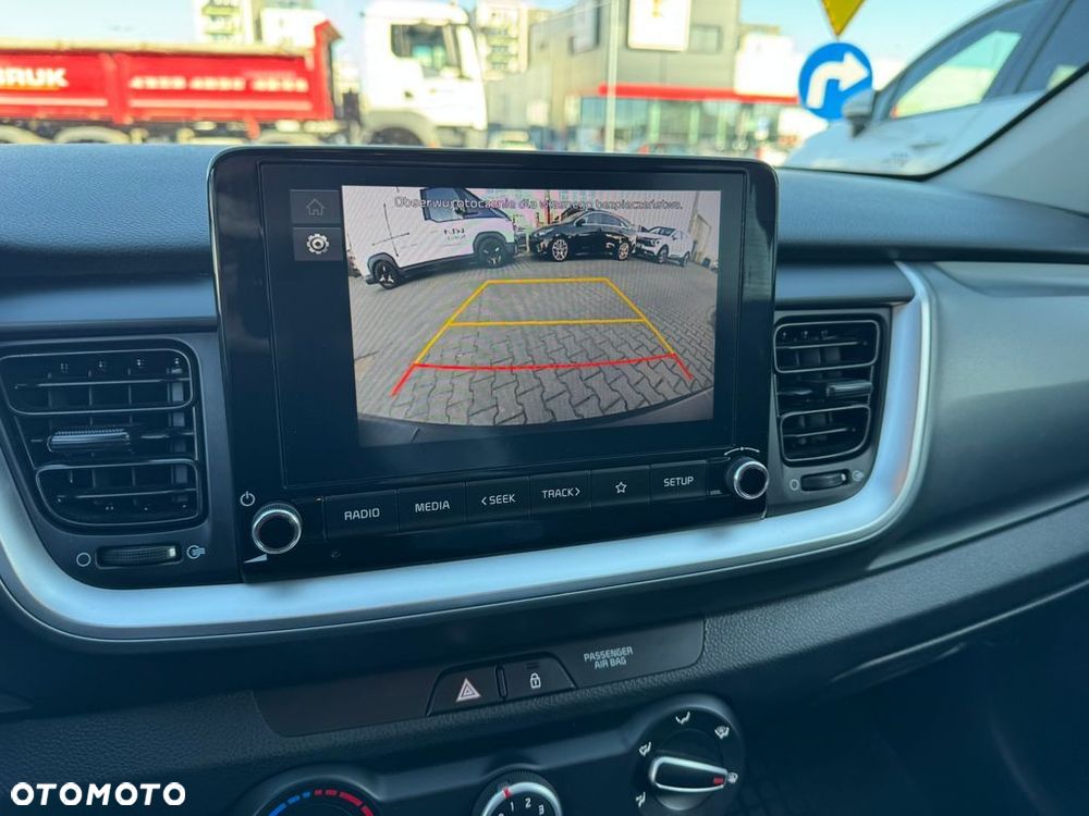 Kia Stonic 1.0 T-GDI M DCT - 11