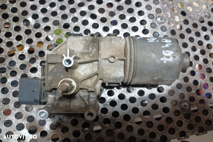 Motoras stergatoare volan pe stanga  0390241509 8E1955119  0390241509 - 2