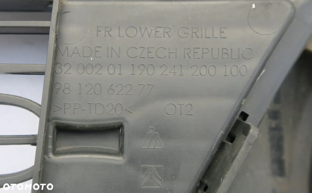 CITROEN C3 III 2016 - zderzak przód spoiler belka zaślepki ORYGINAŁ OE - 9