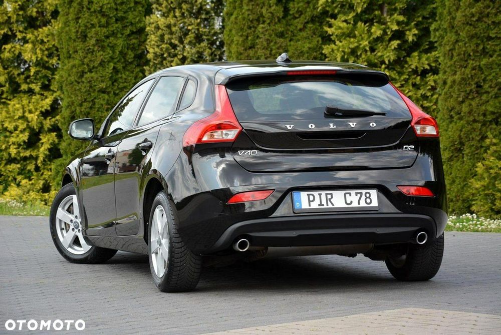 Volvo V40 D2 Drive-E Momentum - 7