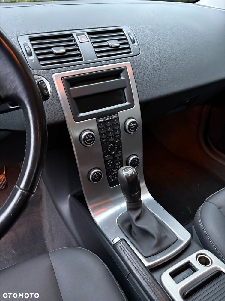 Volvo V50 2.0D DPF Kinetic - 19