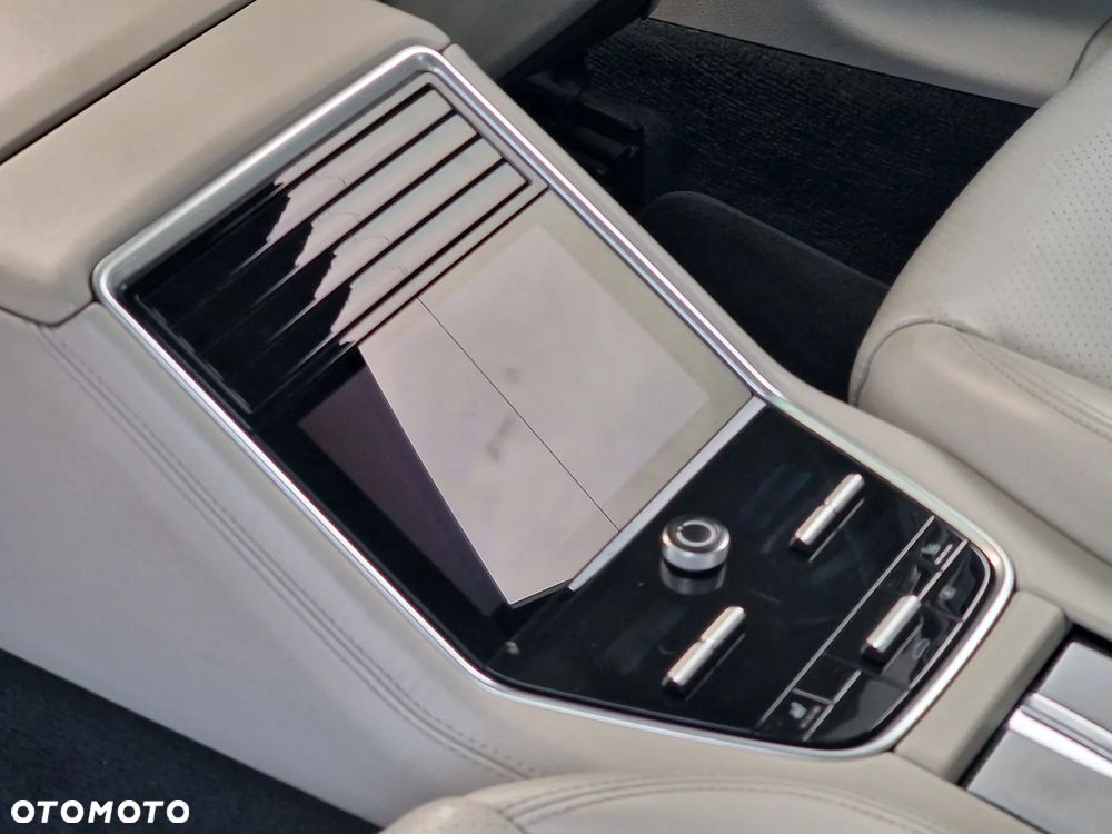 Porsche Panamera 4S - 10