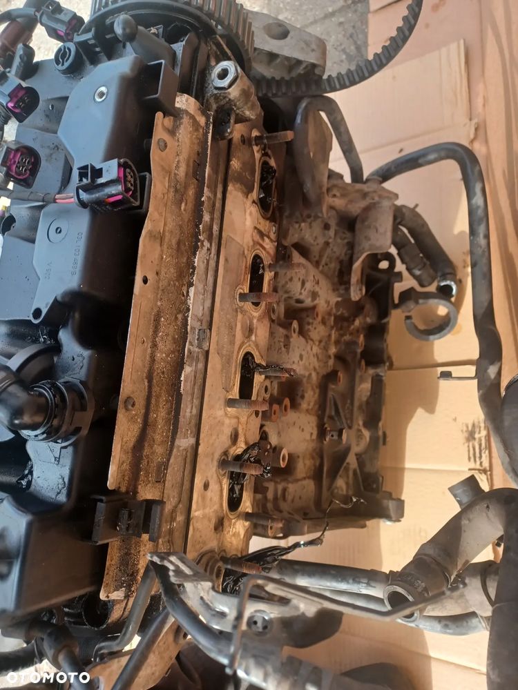 SILNIK VW PASSAT B8 1.6 TDI DCX - 7