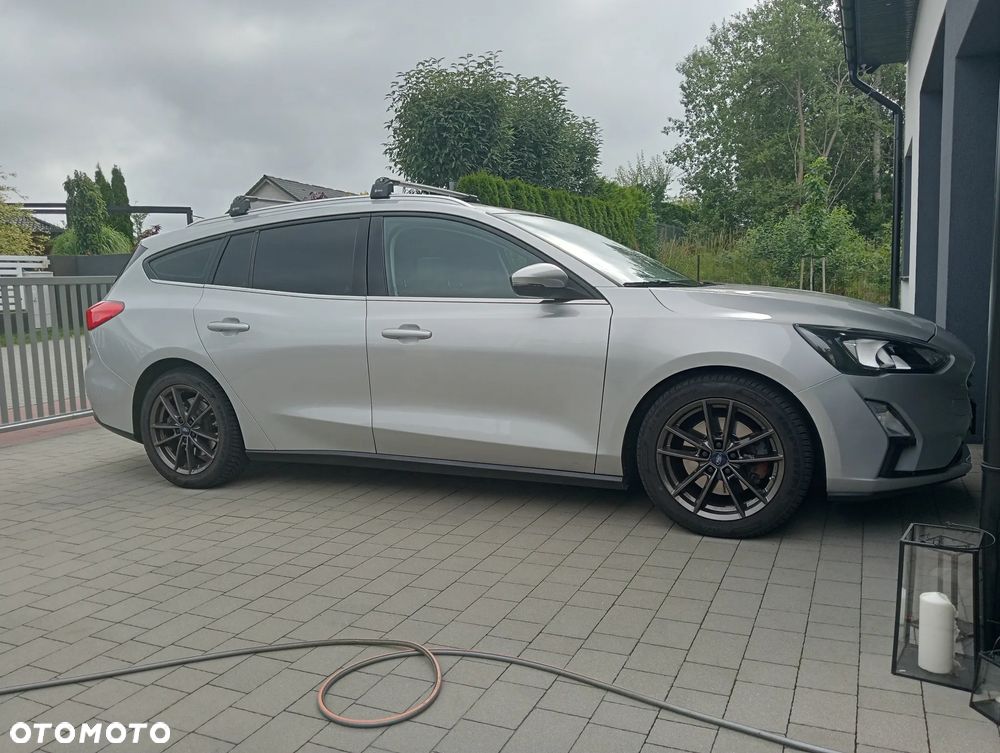 Ford Focus - 17