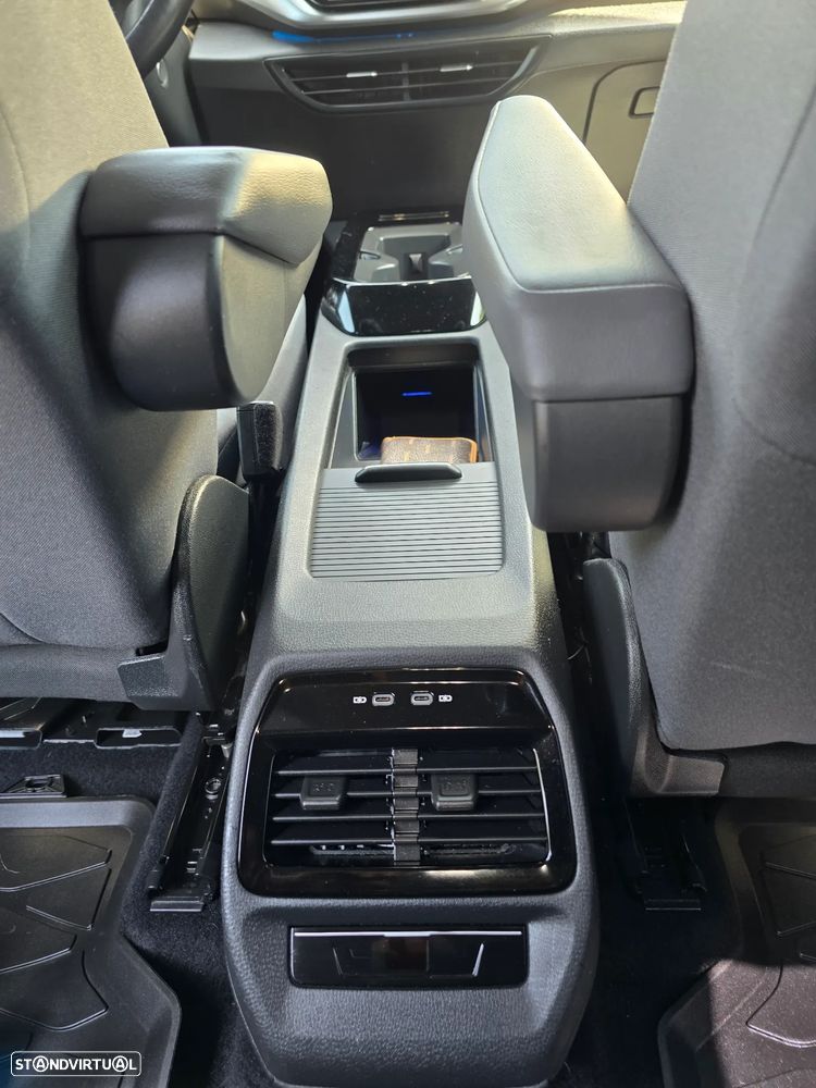 VW ID.4 Pro - 10