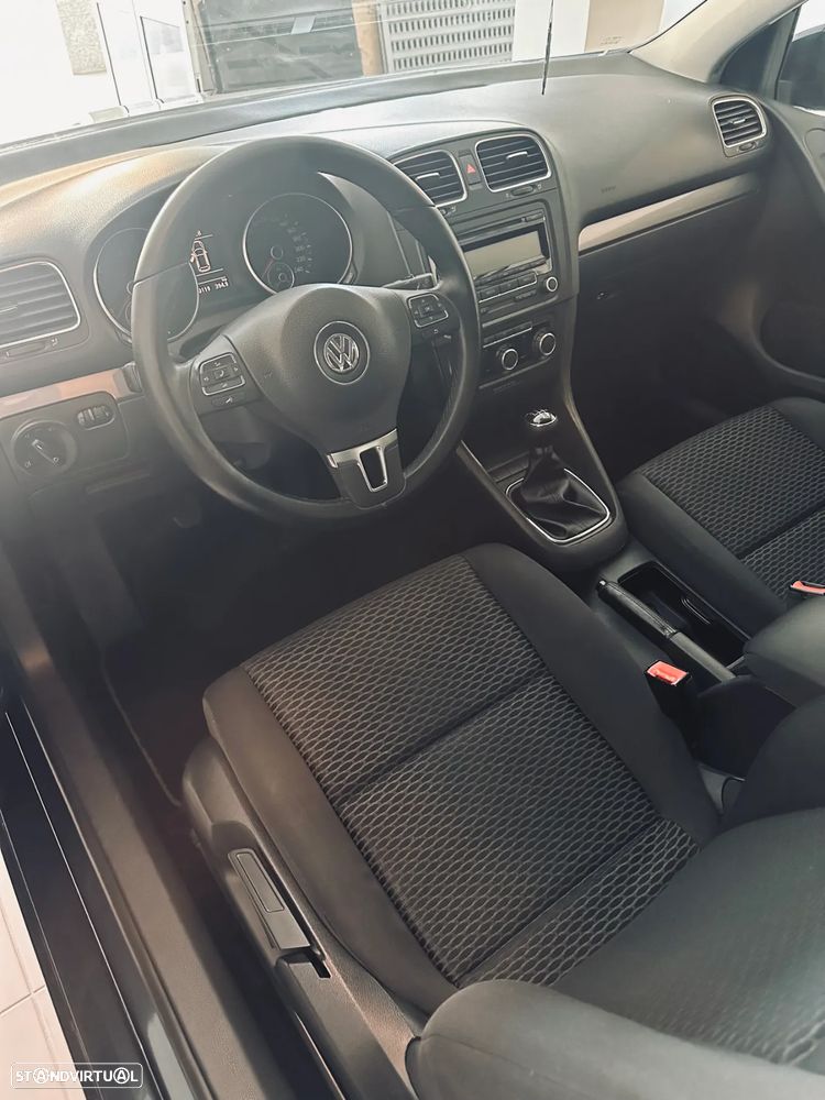 VW Golf 1.6 TDi Edition - 6