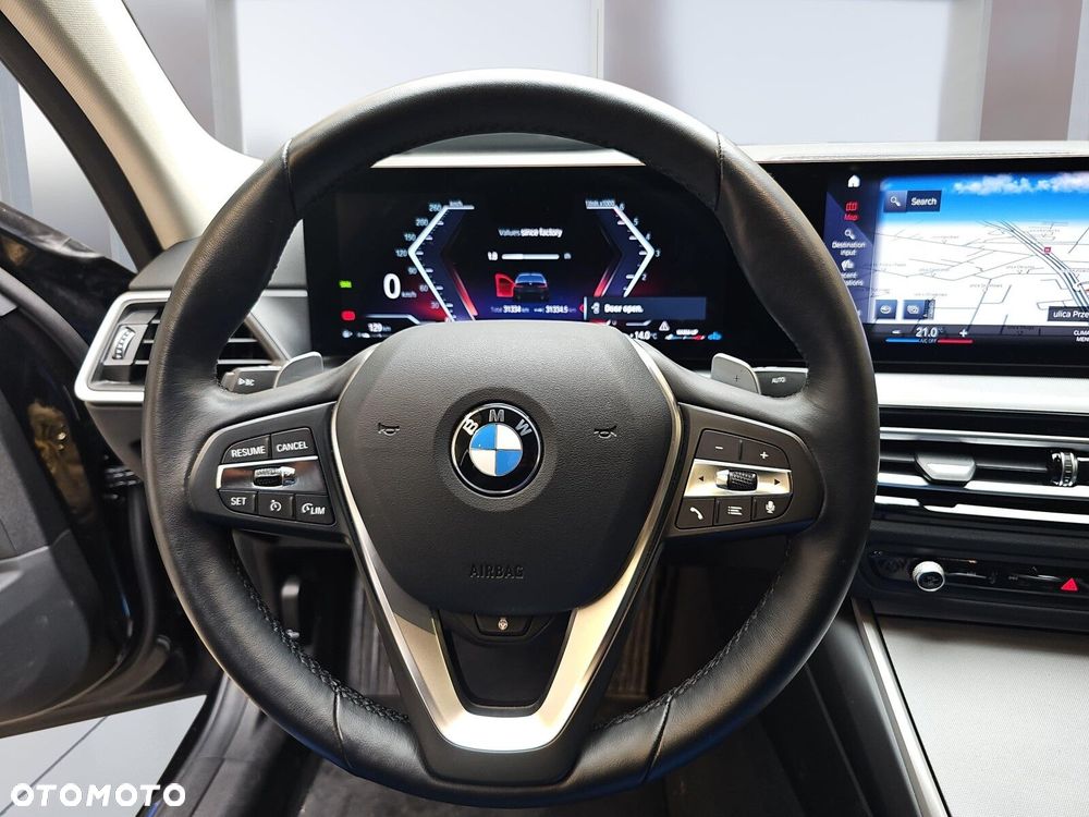 BMW Seria 3 318d - 14