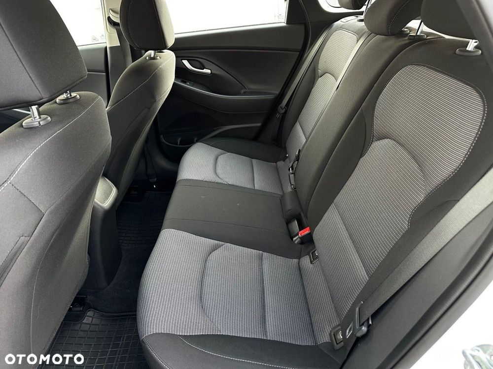 Hyundai i30 - 11