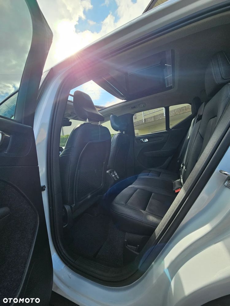 Volvo XC 40 T4 Geartronic Inscription - 17