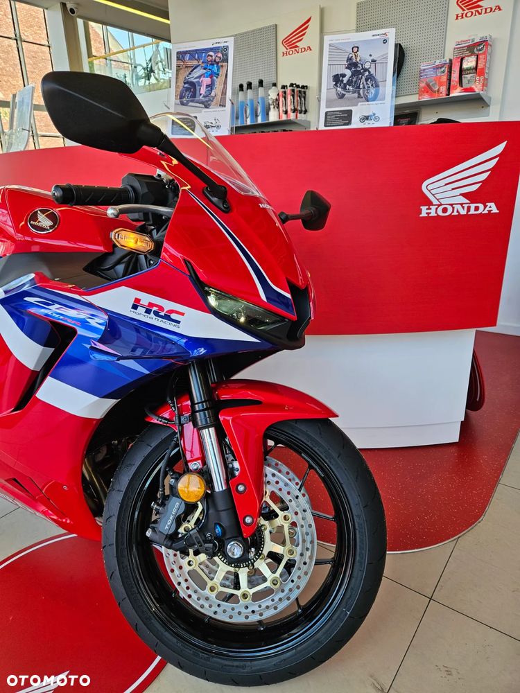 Honda CBR - 6