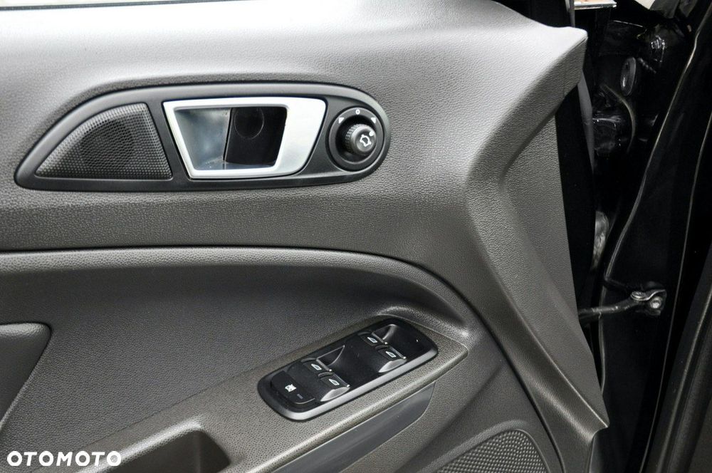 Ford EcoSport - 37