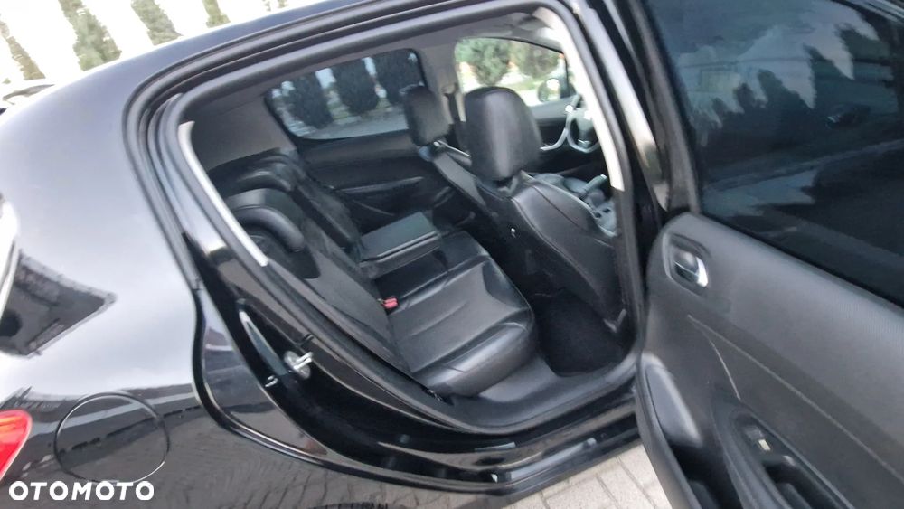 Peugeot 308 - 24