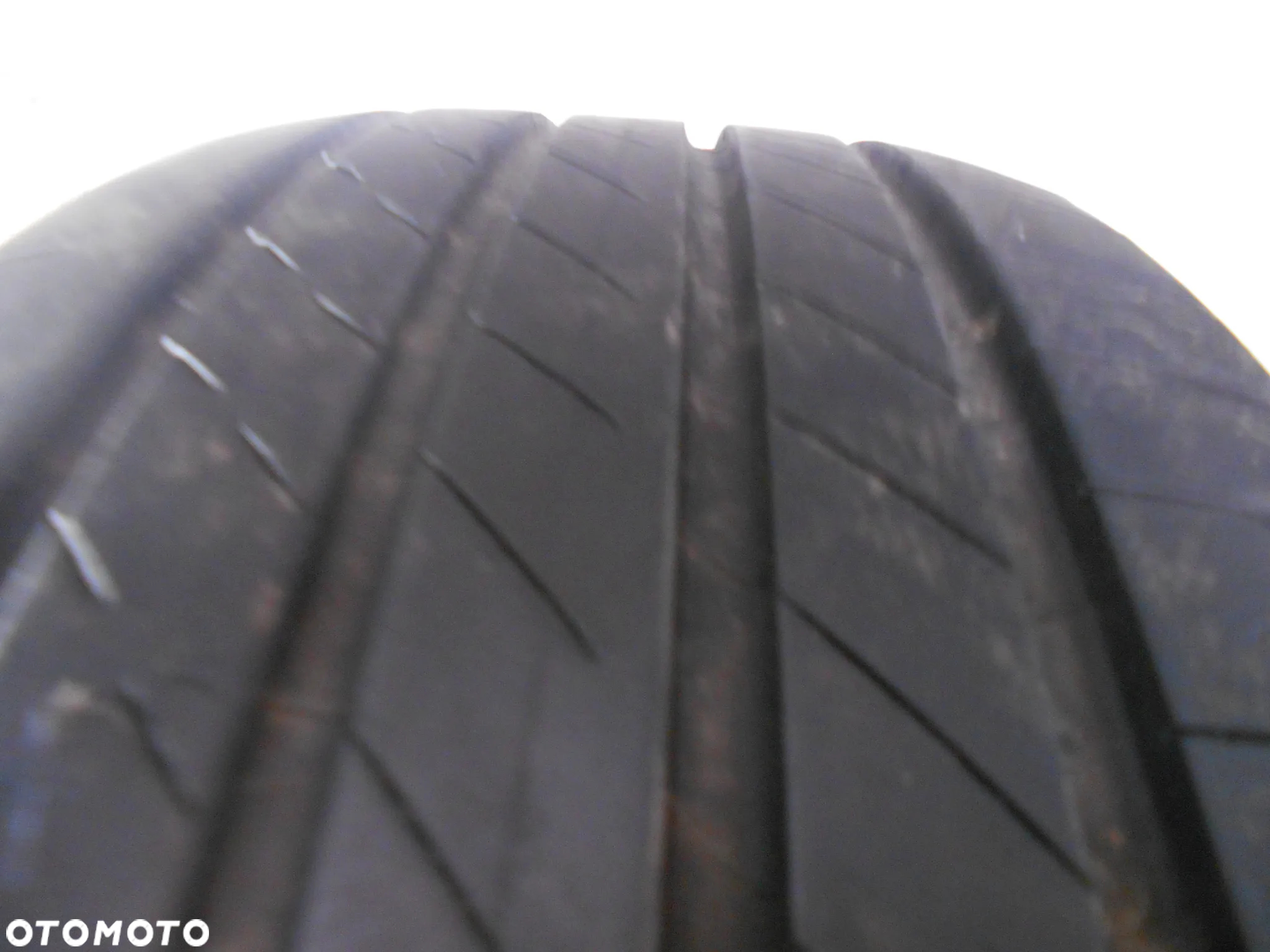 OPONA POJEDYNKA 235/60R18 BRIDGESTONE ALENZA 001 DOT 1424 7.5MM - 2