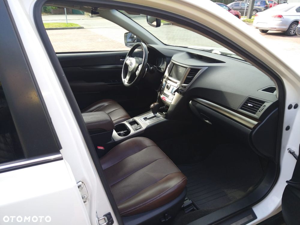 Subaru Outback - 7