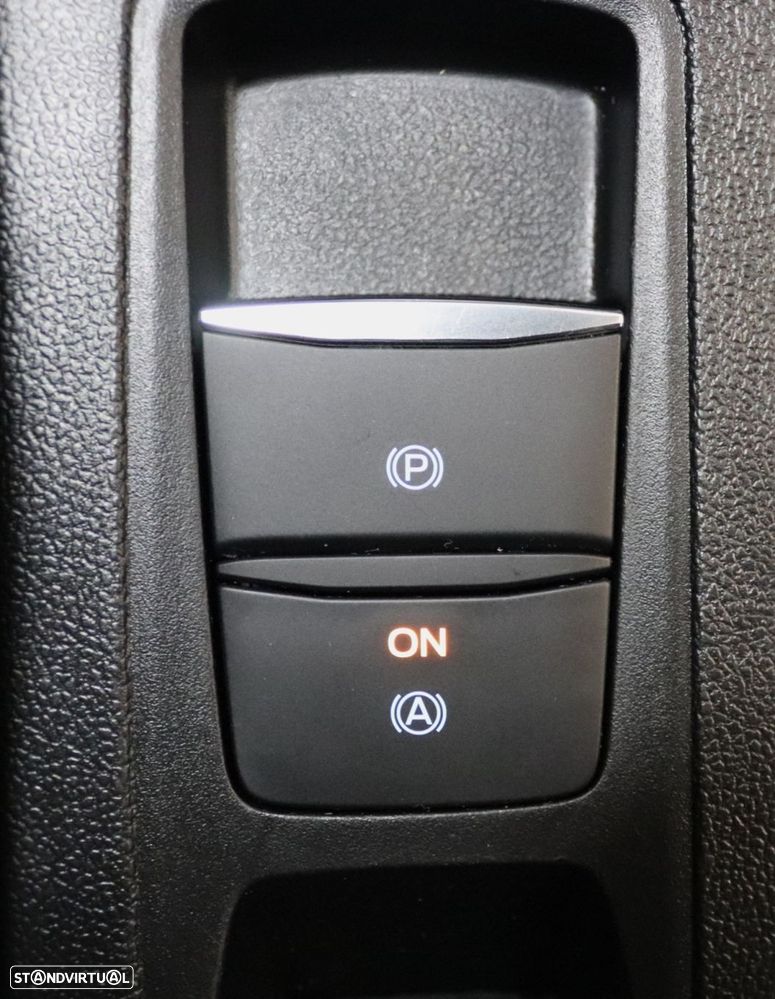 Ford Focus 1.0 EcoBoost ST-Line - 30