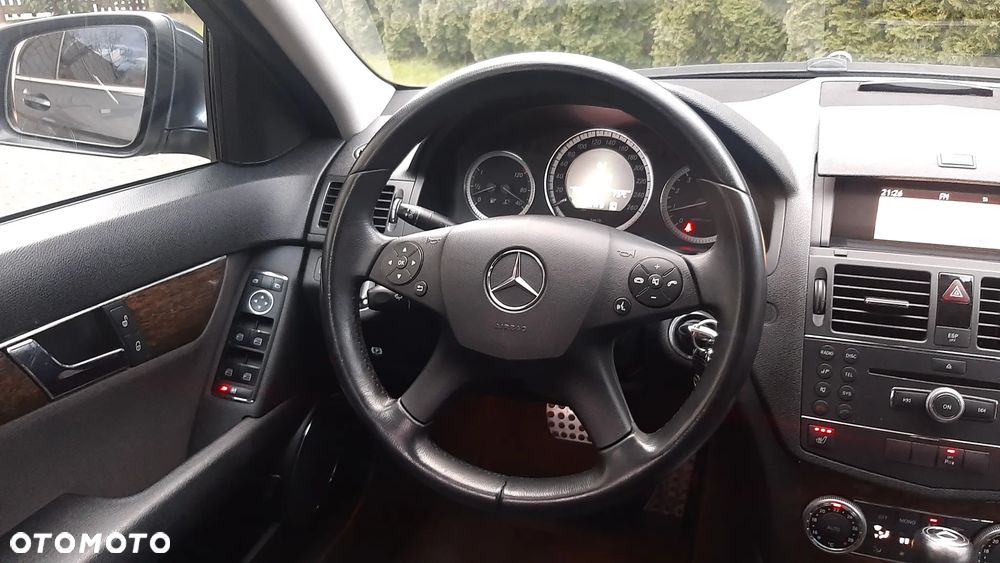 Mercedes-Benz Klasa C 200 Kompressor Elegance - 23