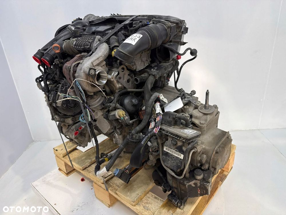 SILNIK 9HR 9H05 Citroen C4 II DS3 DS4 DS5 C5 Berlingo III 1.6 HDI eHDI - 9