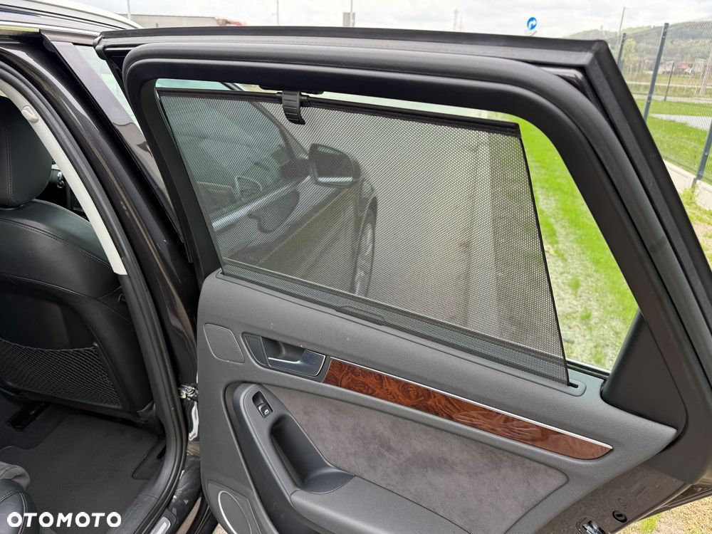 Audi A4 Avant 2.0 TDI Quattro - 26