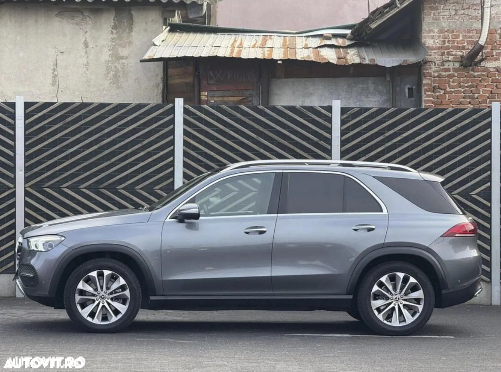 Mercedes-Benz GLE - 17