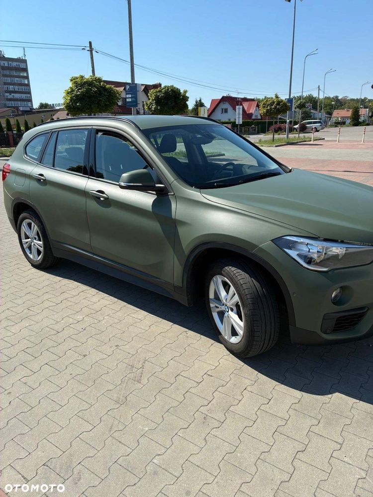 BMW X1 xDrive18d - 21