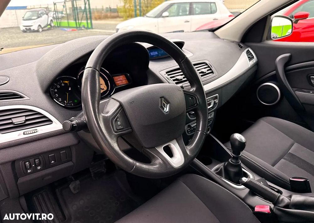 Renault Megane 1.6 16V 110 Dynamique - 7