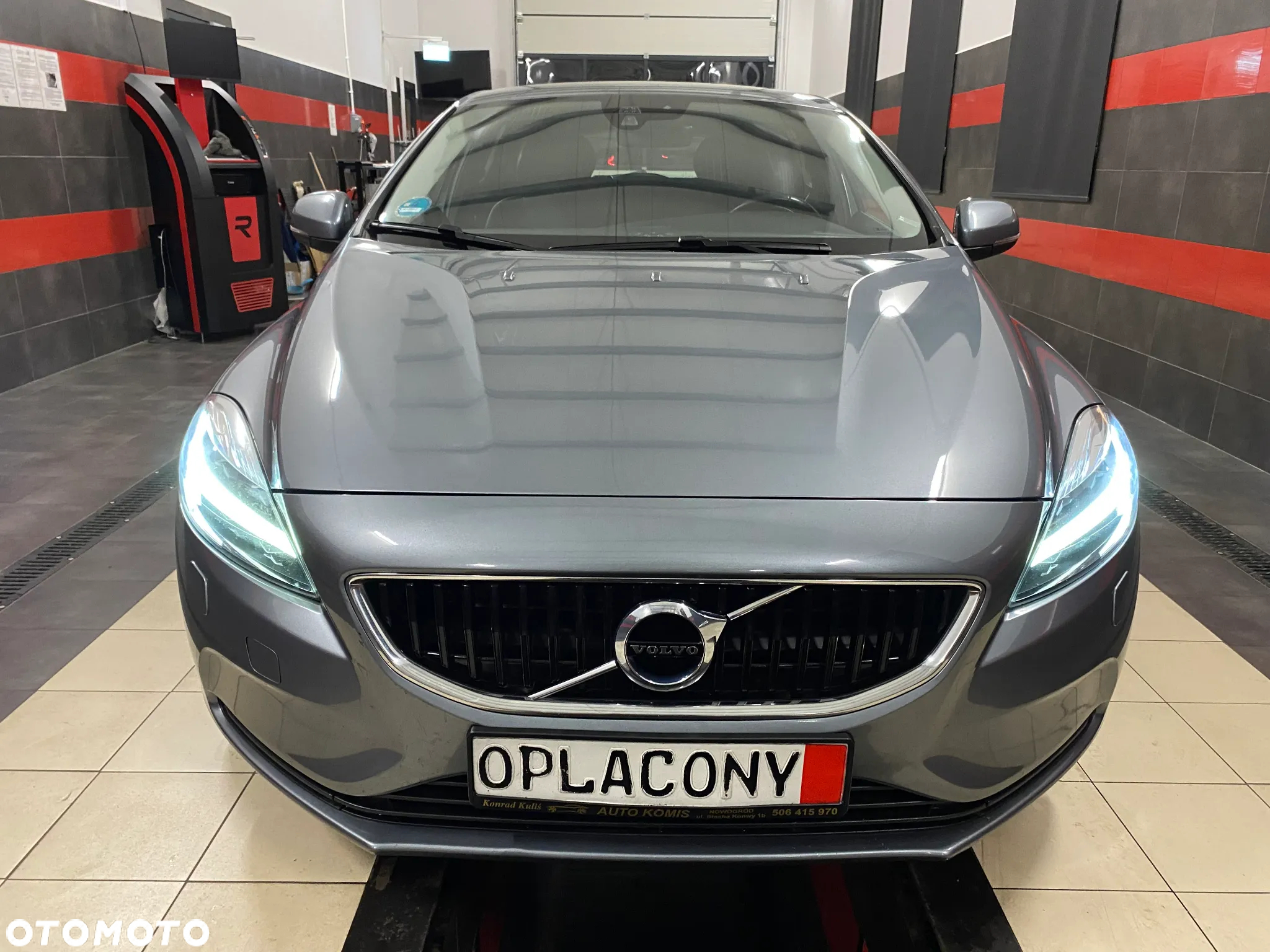 Volvo V40 D2 Momentum - 2