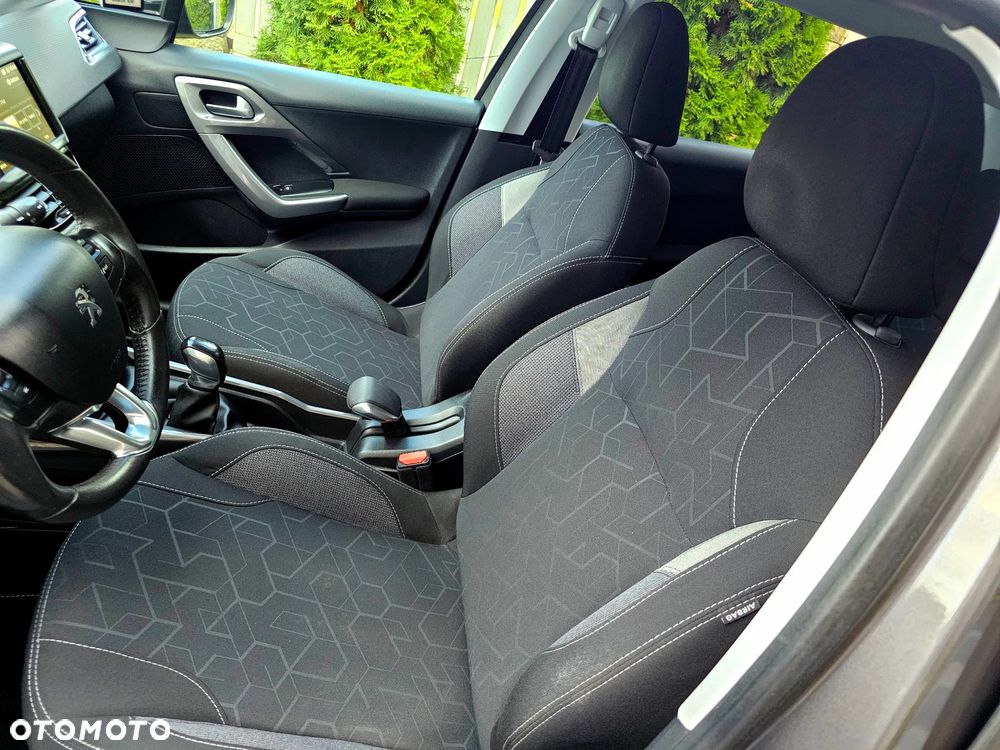 Peugeot 2008 PureTech 82 Style - 26