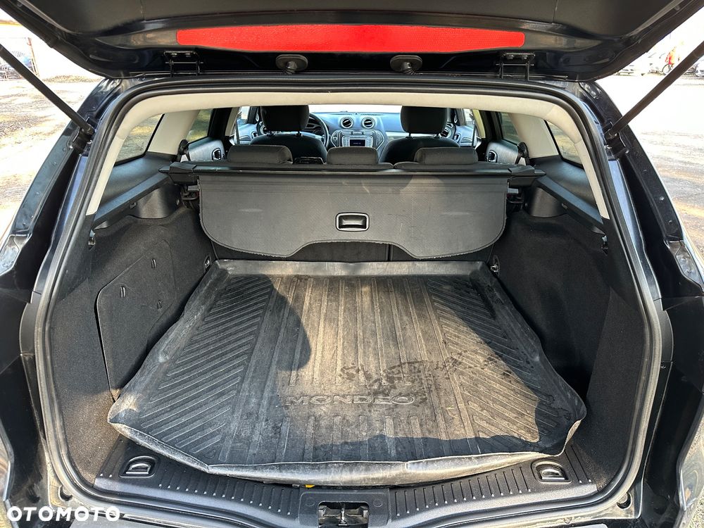 Ford Mondeo 2.3 Silver X - 29