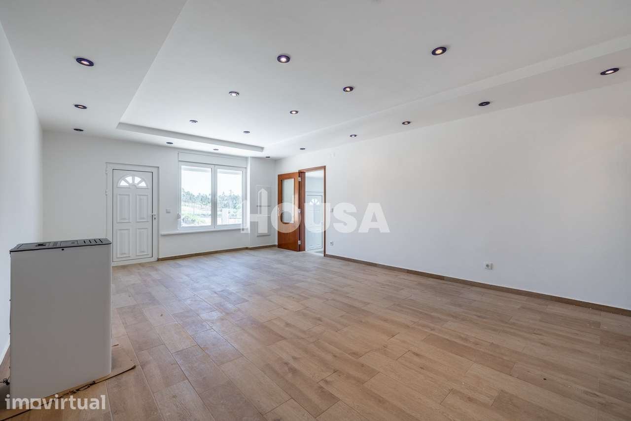 Moradia T3 Renovada | Azoia – Leiria - Grande imagem: 5/55