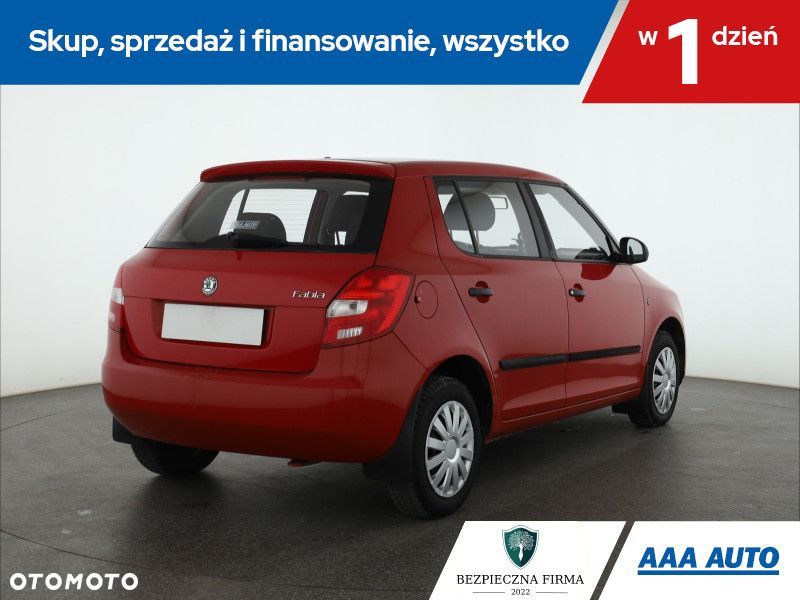 Skoda Fabia - 6