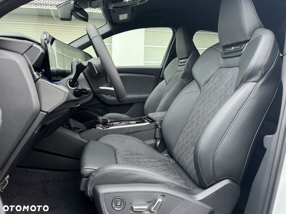 Audi Q6 e-tron - 18