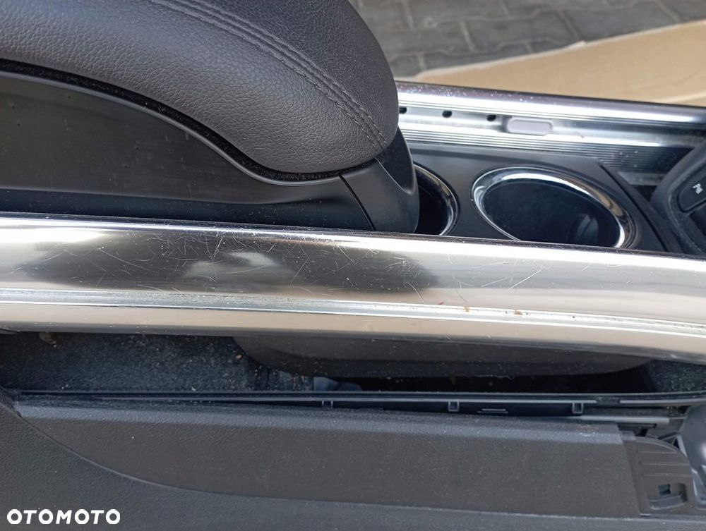 OPEL ZAFIRA C 1.6 CDTI TUNEL ŚRODKOWY PODŁOKIETNIK EUROPA - 7