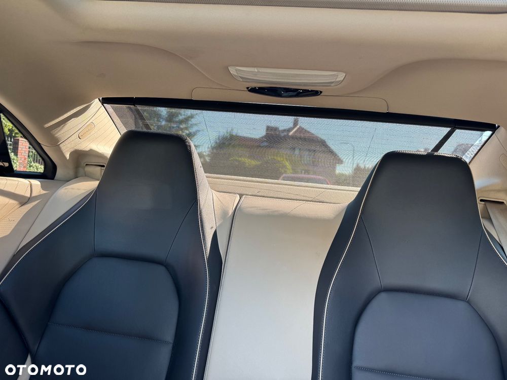 Mercedes-Benz Klasa E 350 4Matic 7G-TRONIC Performance - 15