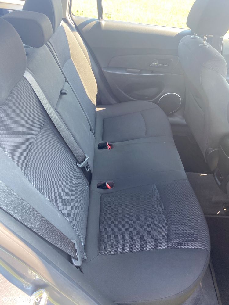 Chevrolet Cruze 1.7 D LT+ - 14