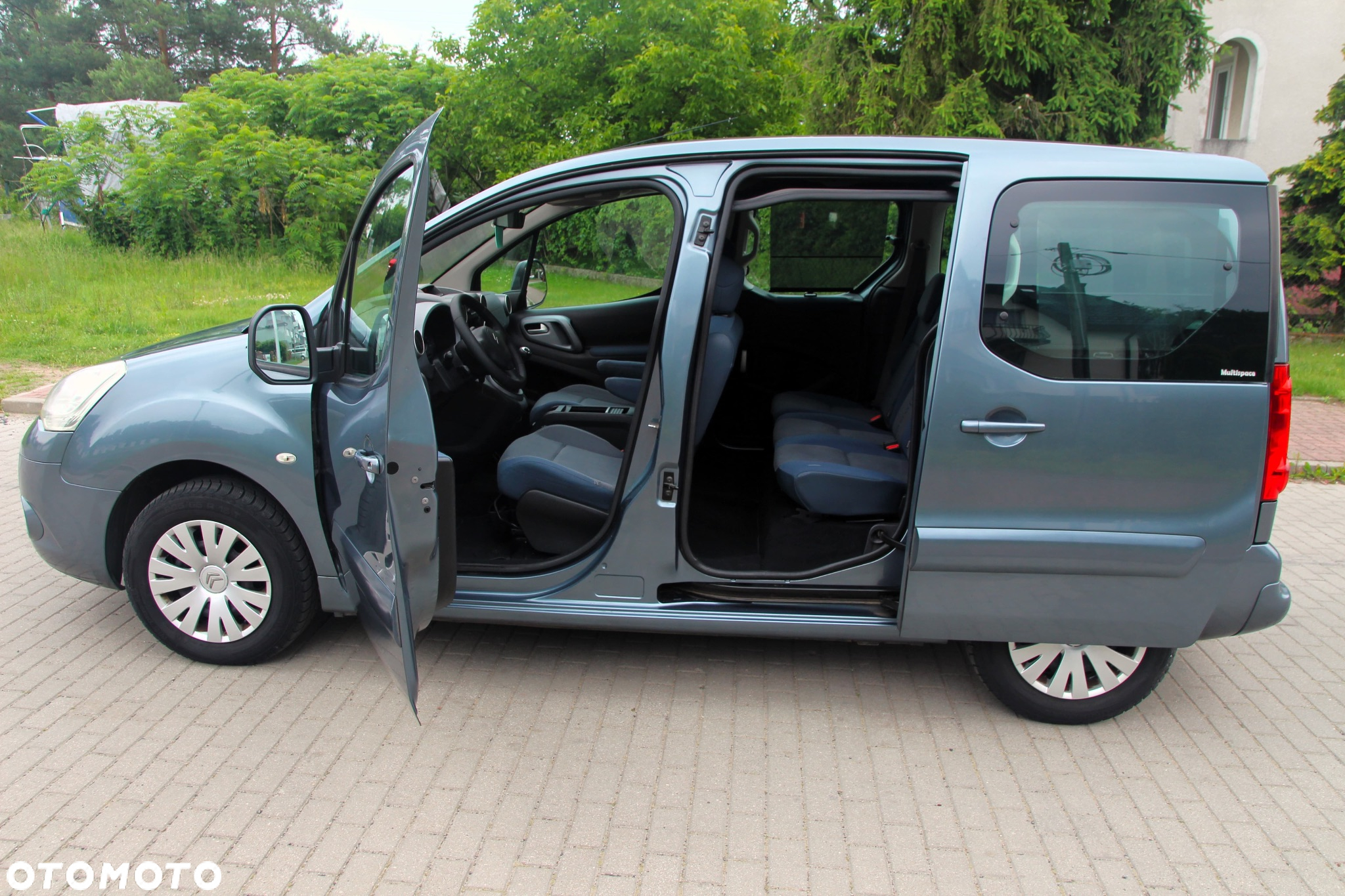 Citroën Berlingo II 1.6 HDi Multispace - 10