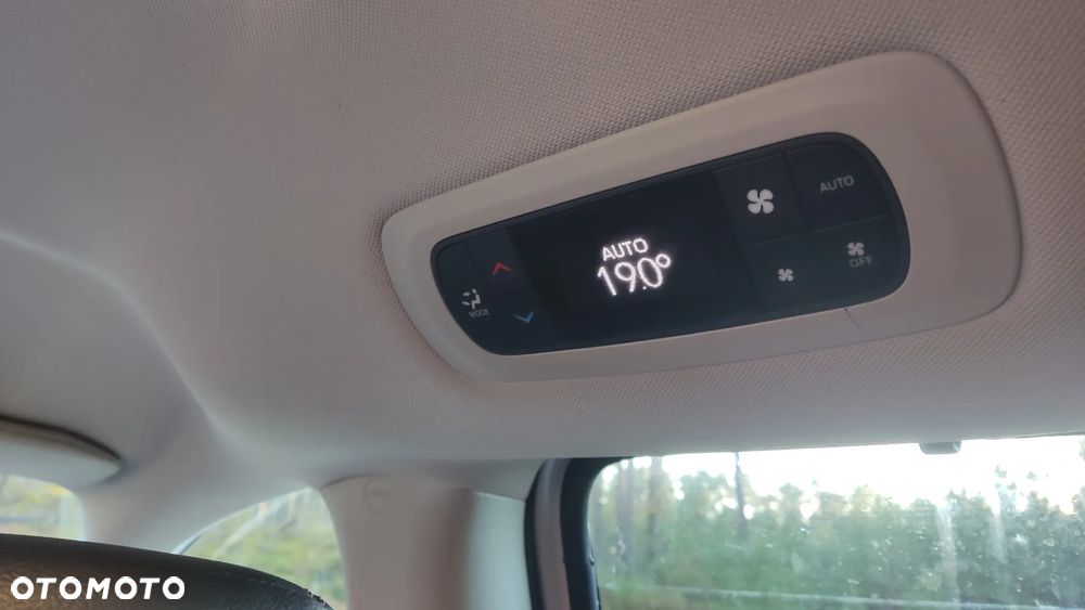 Chrysler Pacifica - 18