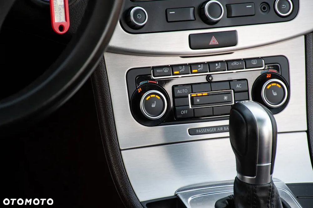 Volkswagen Passat 2.0 TDI DPF Highline DSG - 33