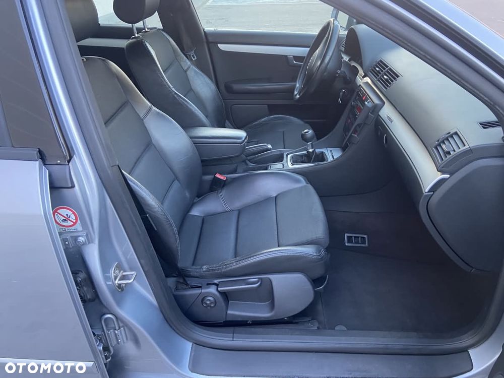 Audi A4 Avant 1.8 T quattro - 22
