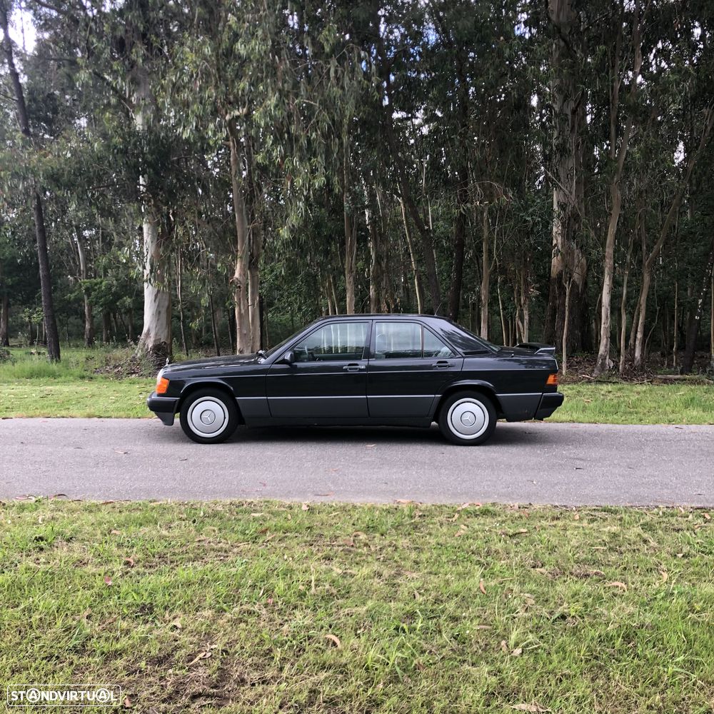 Mercedes-Benz W201 (1982-1993) 190 E 2.0 - 7